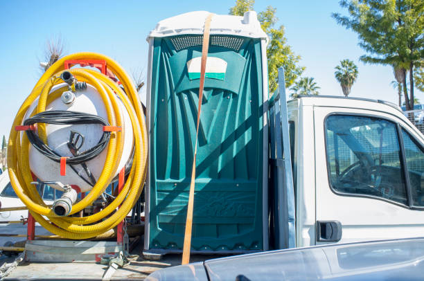 Porta potty delivery and setup in Indio, CA