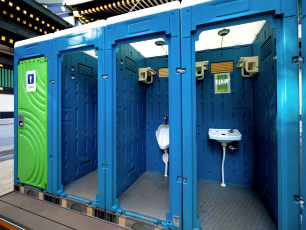 Best Porta potty rental near me  in Indio, CA